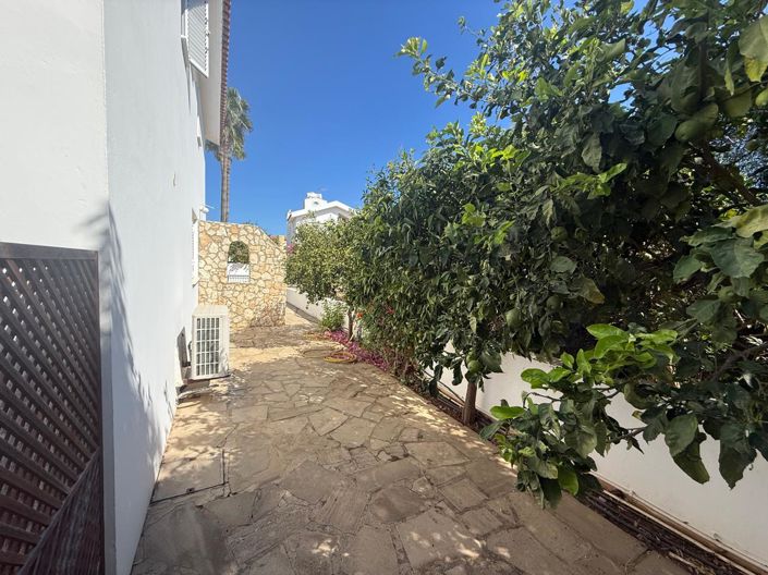 Image No.35-3 Bed Villa for sale