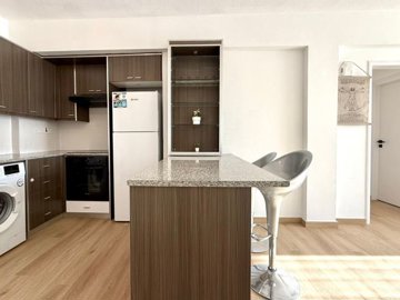 1-apt-pervolia-10287-2