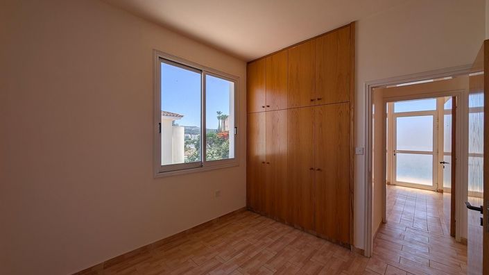 Image No.12-3 Bed Villa for sale