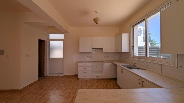 Image No.15-3 Bed Villa for sale