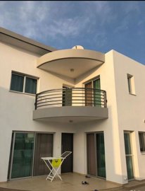 1-villa-pyla-10381-1