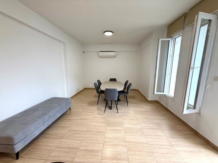 Image No.20-Villa de 4 chambres à vendre à Larnaca