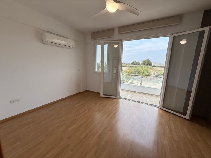 Image No.24-Villa de 4 chambres à vendre à Larnaca