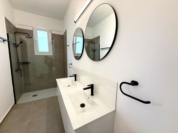 Image No.30-Villa de 4 chambres à vendre à Larnaca