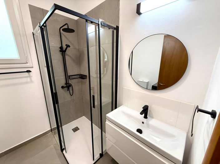 Image No.32-Villa de 4 chambres à vendre à Larnaca