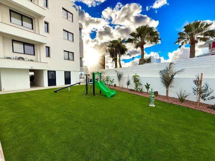 Image No.2-2 Bed Apartment for sale