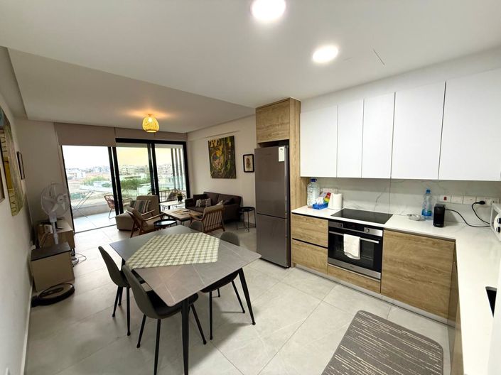 Image No.20-2 Bed Apartment for sale