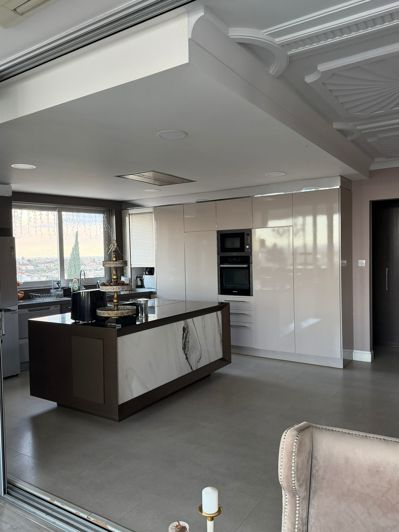 Image No.10-3 Bed Apartment for sale