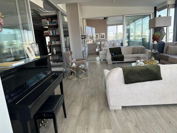 Image No.27-3 Bed Apartment for sale