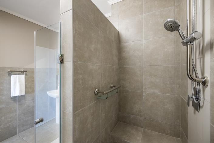 Image No.11-2 Bed Apartment for sale