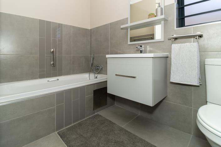 Image No.9-2 Bed Cottage for sale