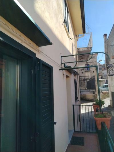 Image No.4-2 Bed House/Villa for sale