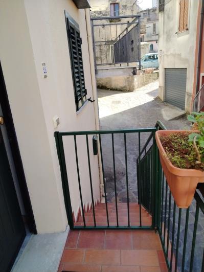 Image No.3-2 Bed House/Villa for sale