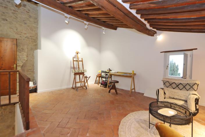 Image No.9-1 Bed Townhouse for sale