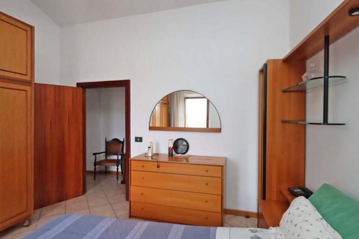 Image No.14-2 Bed House for sale