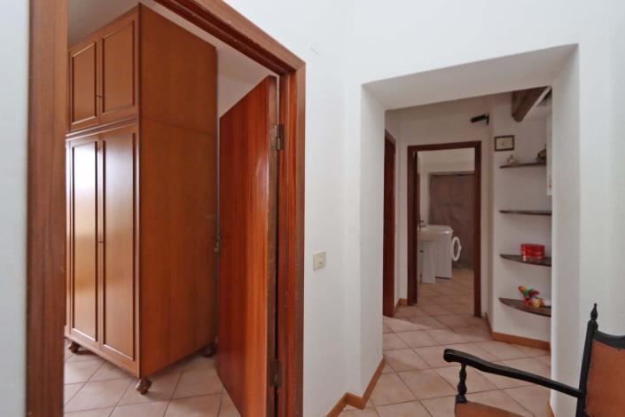 Image No.21-2 Bed House for sale