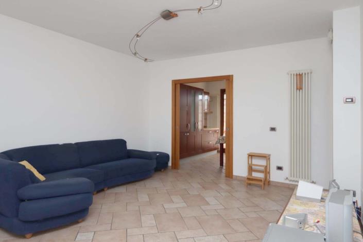 Image No.10-3 Bed Apartment for sale