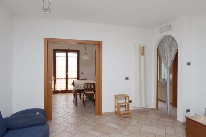 Image No.9-3 Bed Apartment for sale