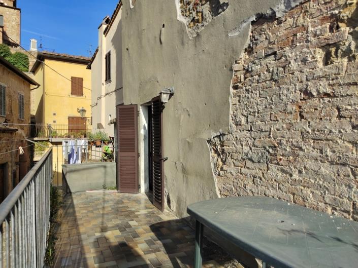 Image No.3-2 Bed Townhouse for sale