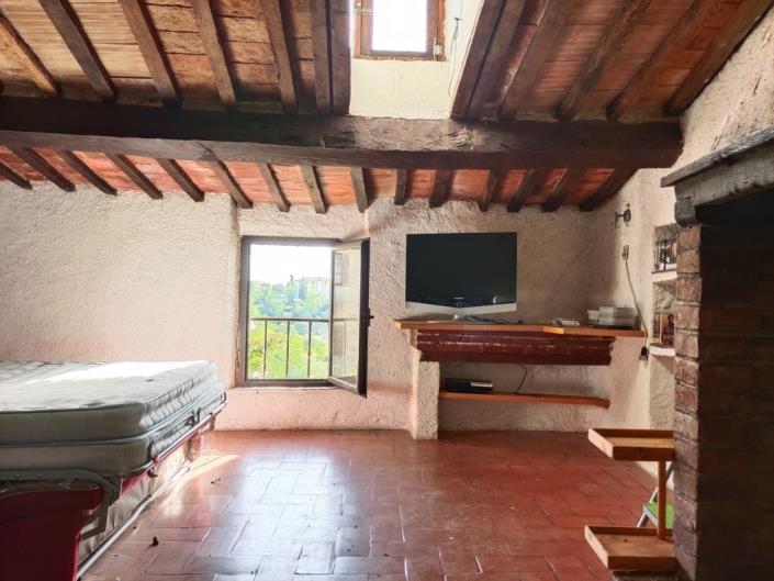 Image No.16-2 Bed Townhouse for sale