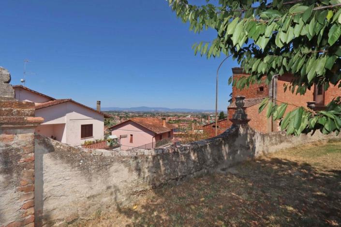 Image No.6-7 Bed House for sale