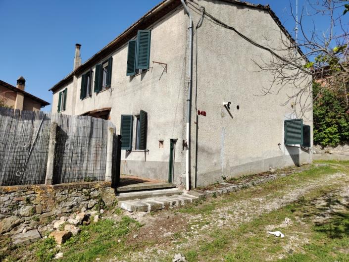 Image No.14-3 Bed Farmhouse for sale