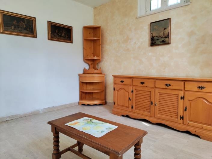 Image No.25-3 Bed Farmhouse for sale