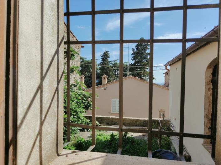 Image No.9-2 Bed Townhouse for sale