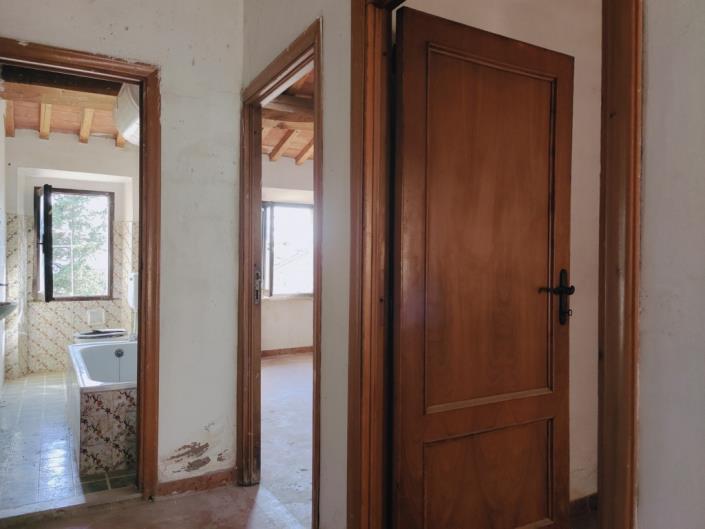 Image No.15-2 Bed Townhouse for sale