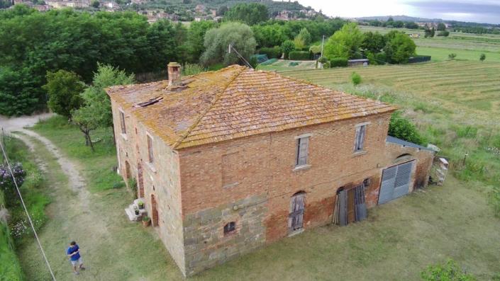 Image No.27-6 Bed Farmhouse for sale