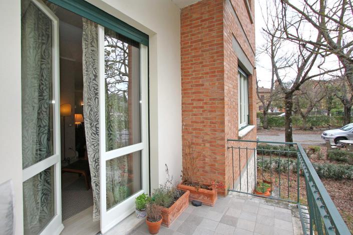 Image No.25-3 Bed House for sale