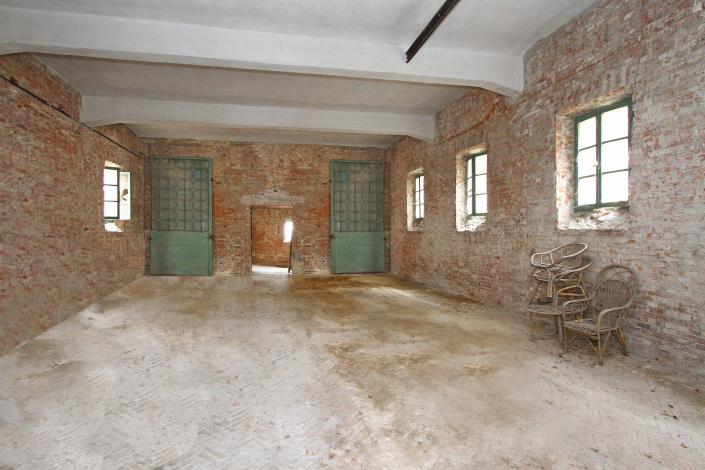 Image No.28-3 Bed House for sale