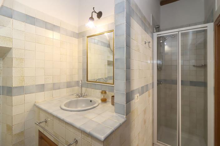 Image No.17-3 Bed Townhouse for sale