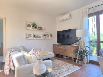 Castelmuzio_2_bedrooms_apartment_with_terrace_for_sale--18-