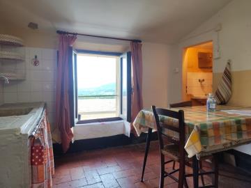 Montepulciano_Apartment_in_historic_Centre_for_sale_with-_garage_ref--7-