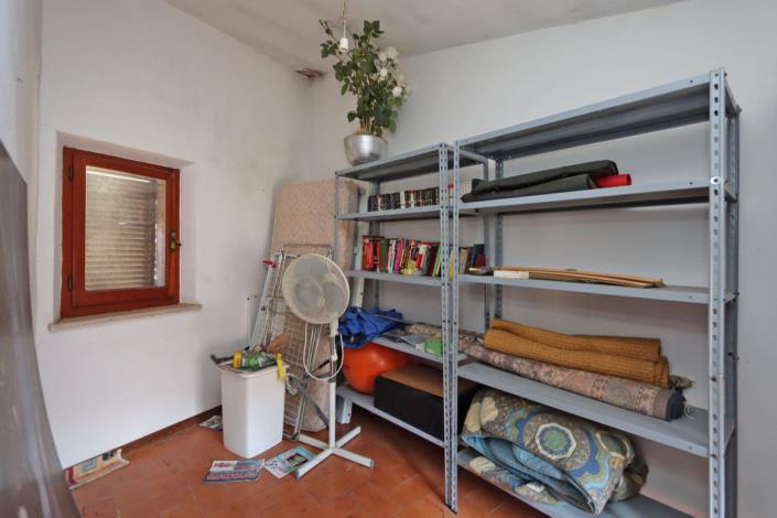 Image No.20-Appartement de 3 chambres à vendre à Trequanda