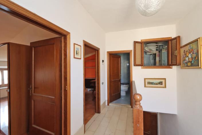 Image No.25-Appartement de 3 chambres à vendre à Trequanda