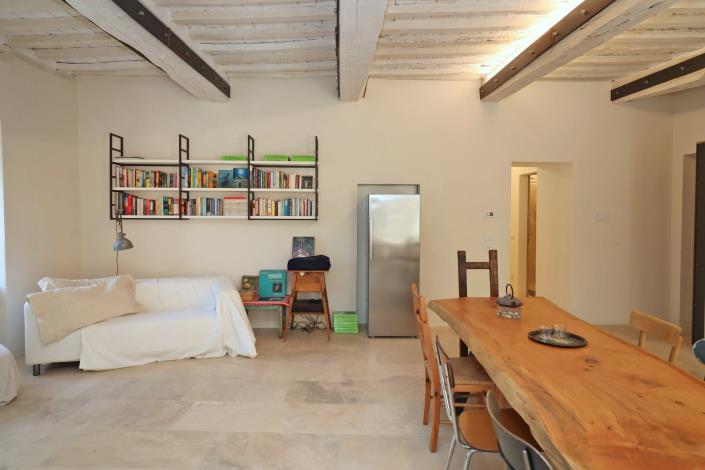 Image No.10-2 Bed Townhouse for sale