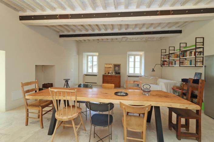 Image No.11-2 Bed Townhouse for sale