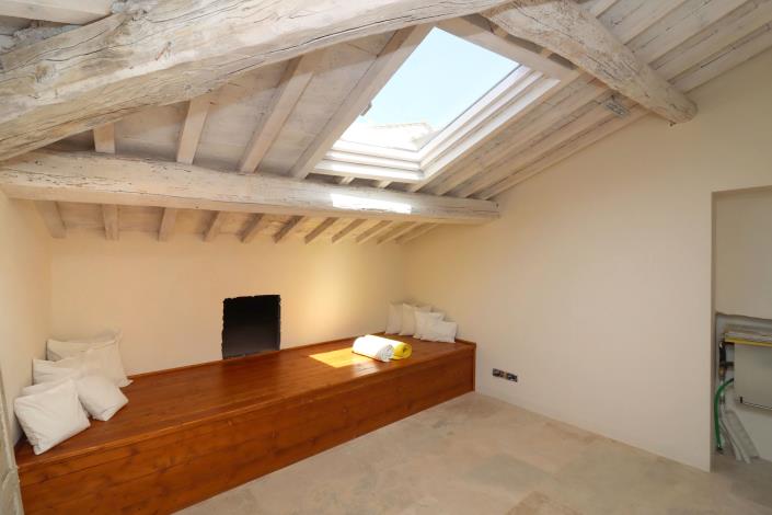 Image No.31-2 Bed Townhouse for sale