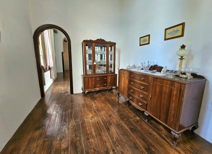 Image No.31-15 Bed Mansion for sale