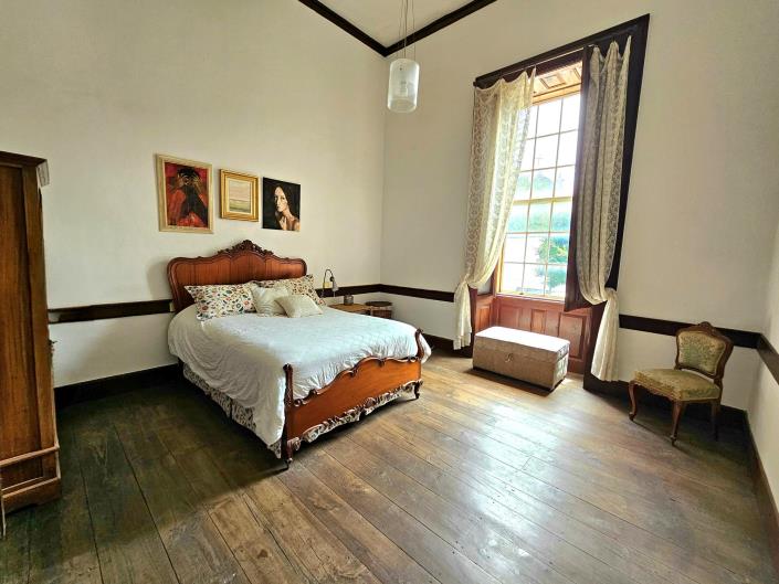 Image No.26-15 Bed Mansion for sale