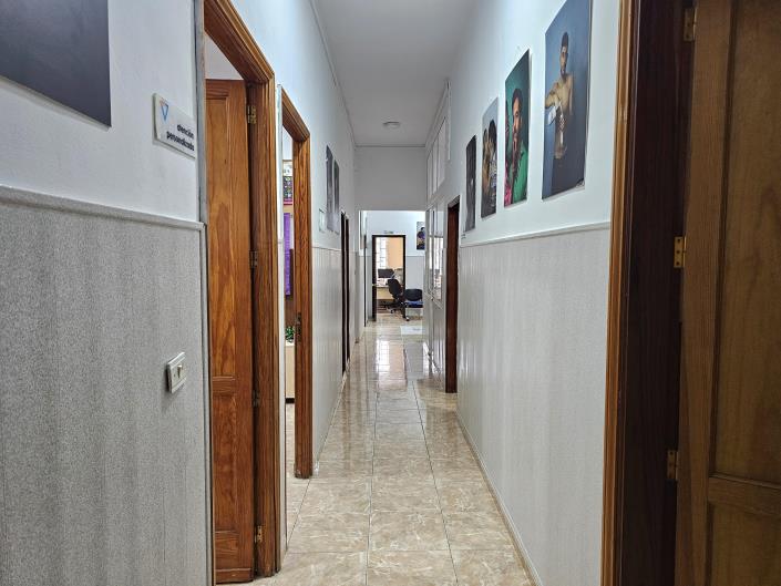 Image No.16-5 Bed Apartment for sale