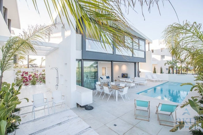 Image No.18-3 Bed Villa for sale