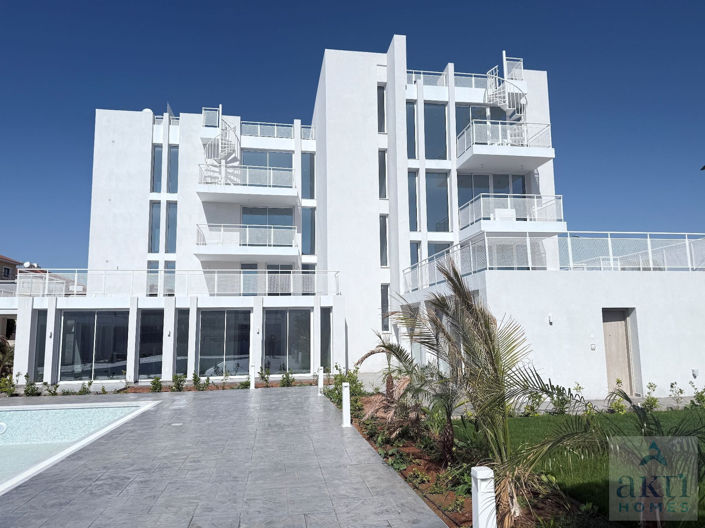 Image No.20-2 Bed Apartment for sale