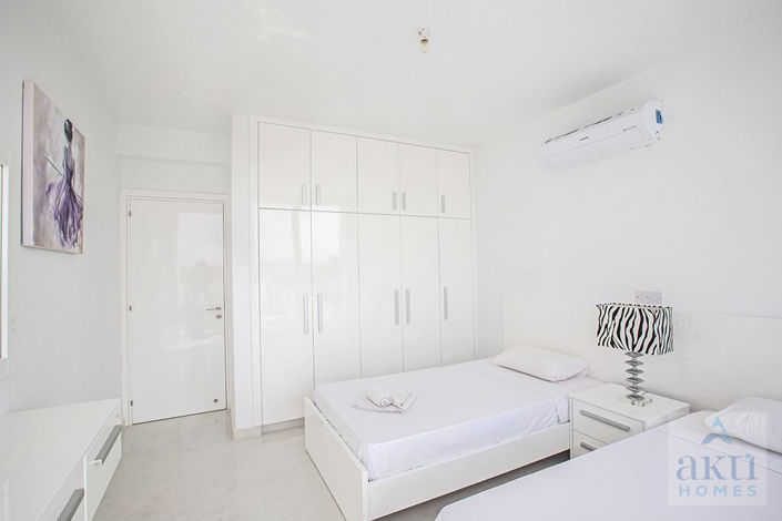 Image No.10-3 Bed Villa for sale