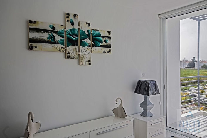 Image No.11-3 Bed Villa for sale