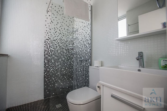 Image No.12-3 Bed Villa for sale