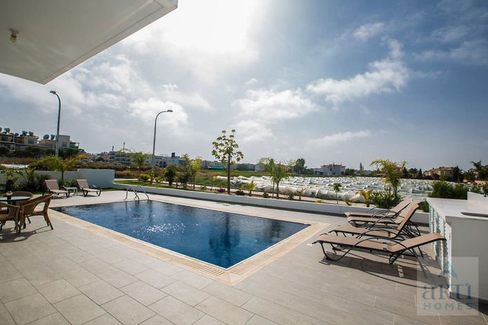 Image No.15-3 Bed Villa for sale