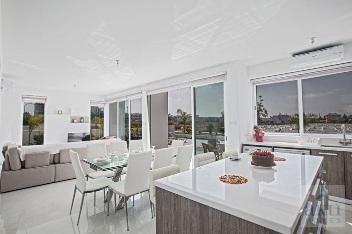 Image No.3-3 Bed Villa for sale